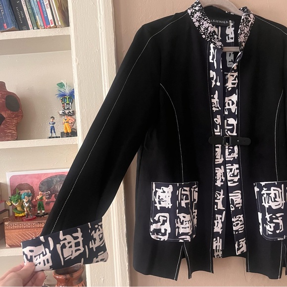 🏷️🆕🎉 totw • black & white soft suede abstract statement jacket - Picture 7 of 16